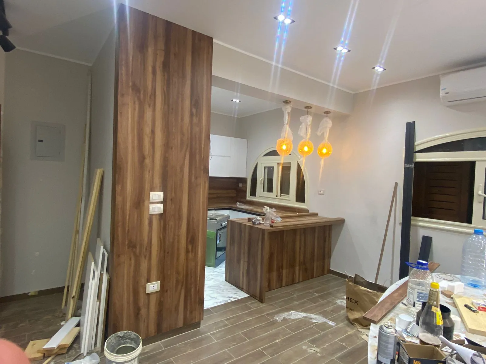 مطبخ قبل التنظيف